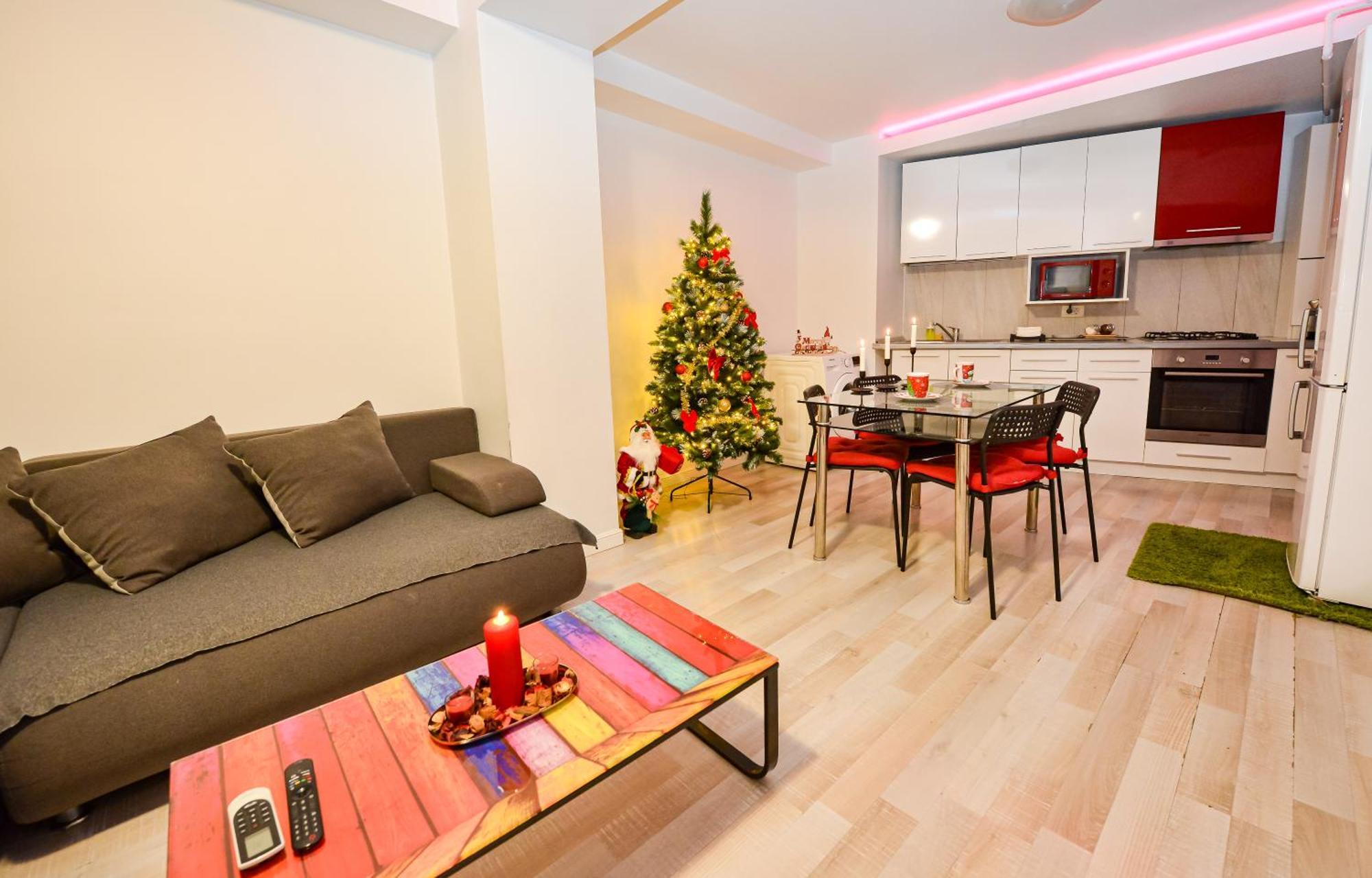 Apartment Center With Terrace