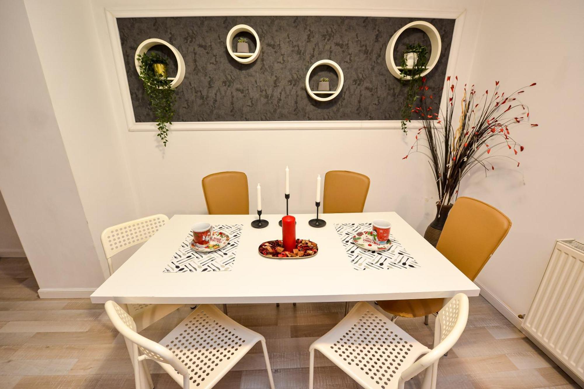 Center With Terrace Apartment Bucharest